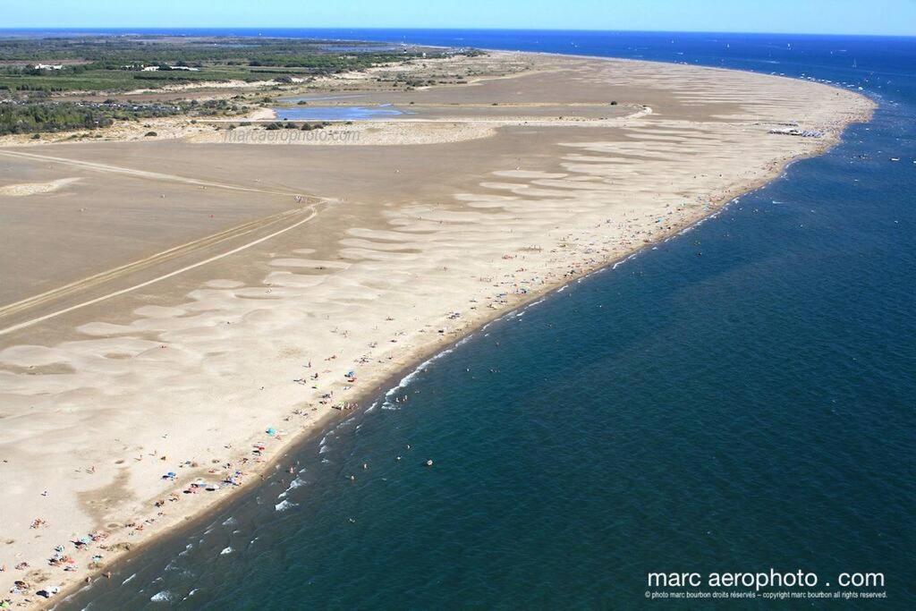 Tres Beau Studio Au Grau Du Roi Tout Equipe 33M2 Le Grau-du-Roi Luaran gambar